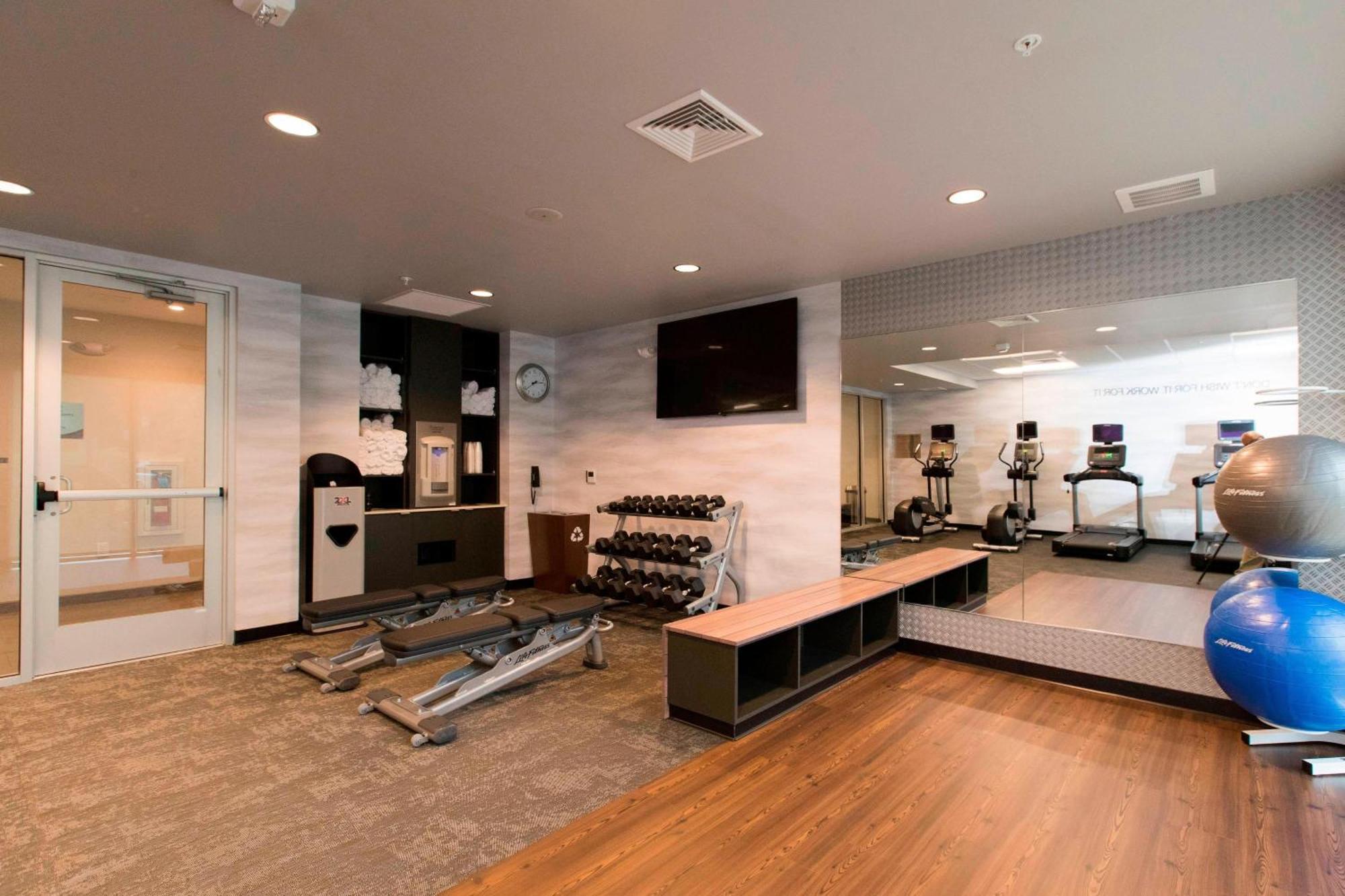 Fairfield Inn & Suites By Marriott Philadelphia Valley Forge/Great Valley Berwyn Dış mekan fotoğraf