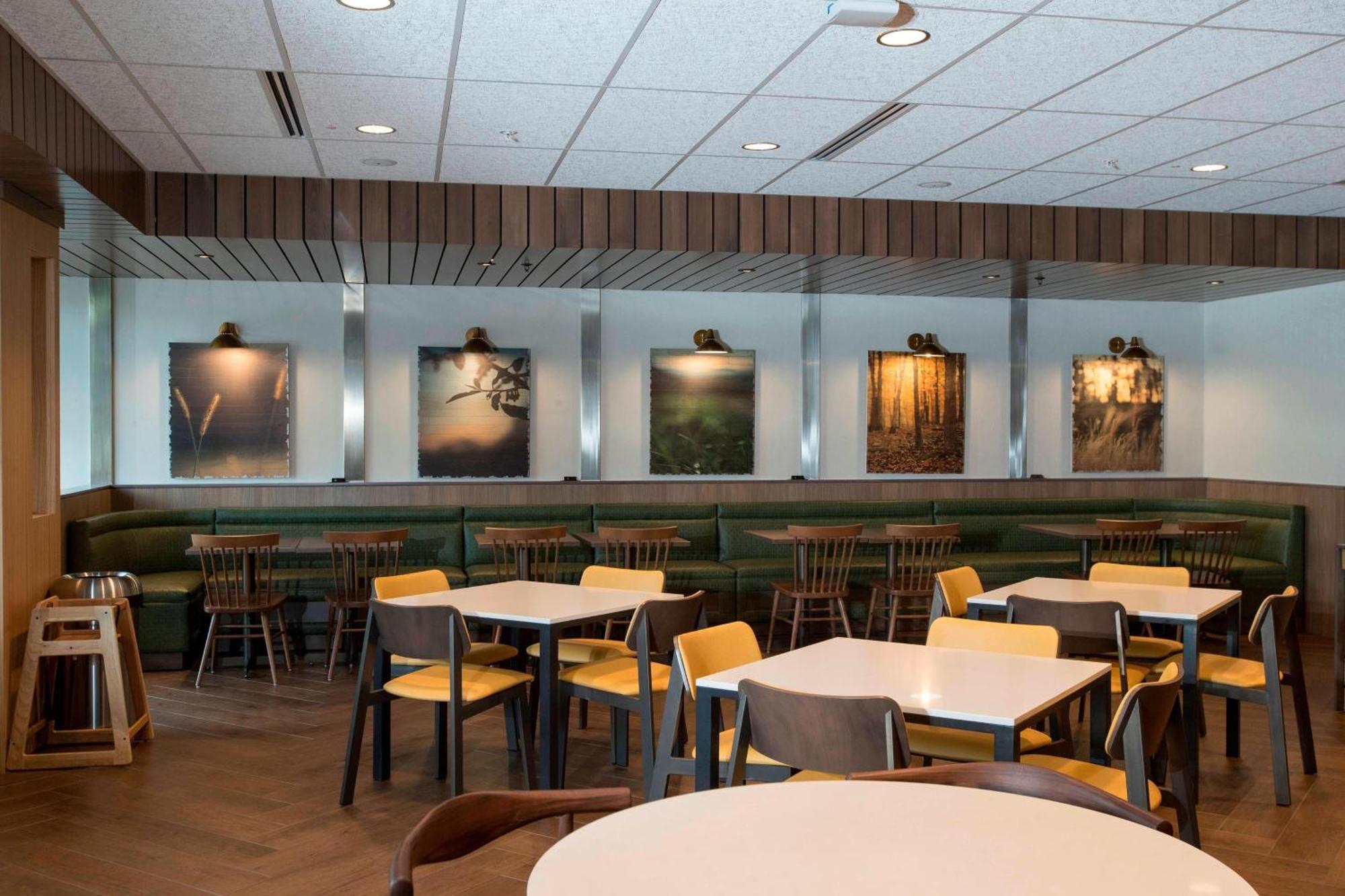Fairfield Inn & Suites By Marriott Philadelphia Valley Forge/Great Valley Berwyn Dış mekan fotoğraf